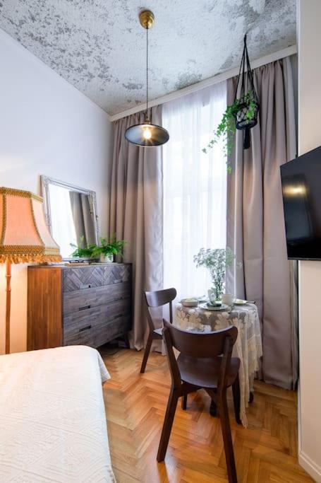 Bohemian Style Apt In The Centre Apartment Krakow Ngoại thất bức ảnh